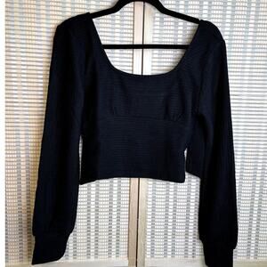 Band of the Free BOG Black Knit Long Sleeve Crop Scoop Neck Open Tie Back S